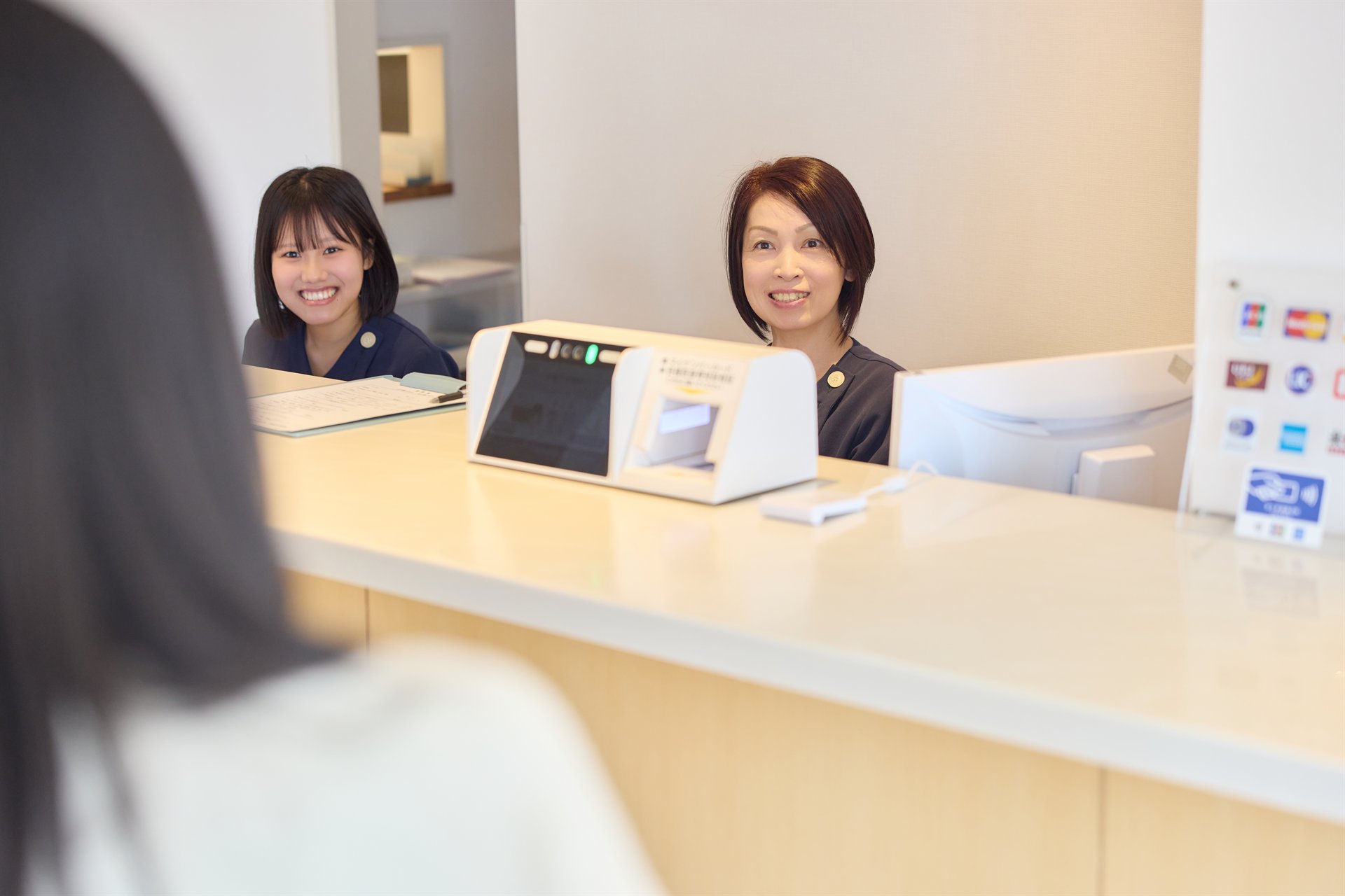 やまさき眼科の受付と待合